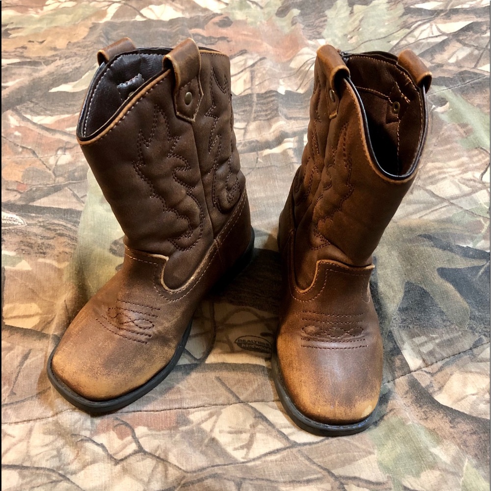 Boys Toddler Wonder Nation western boots.